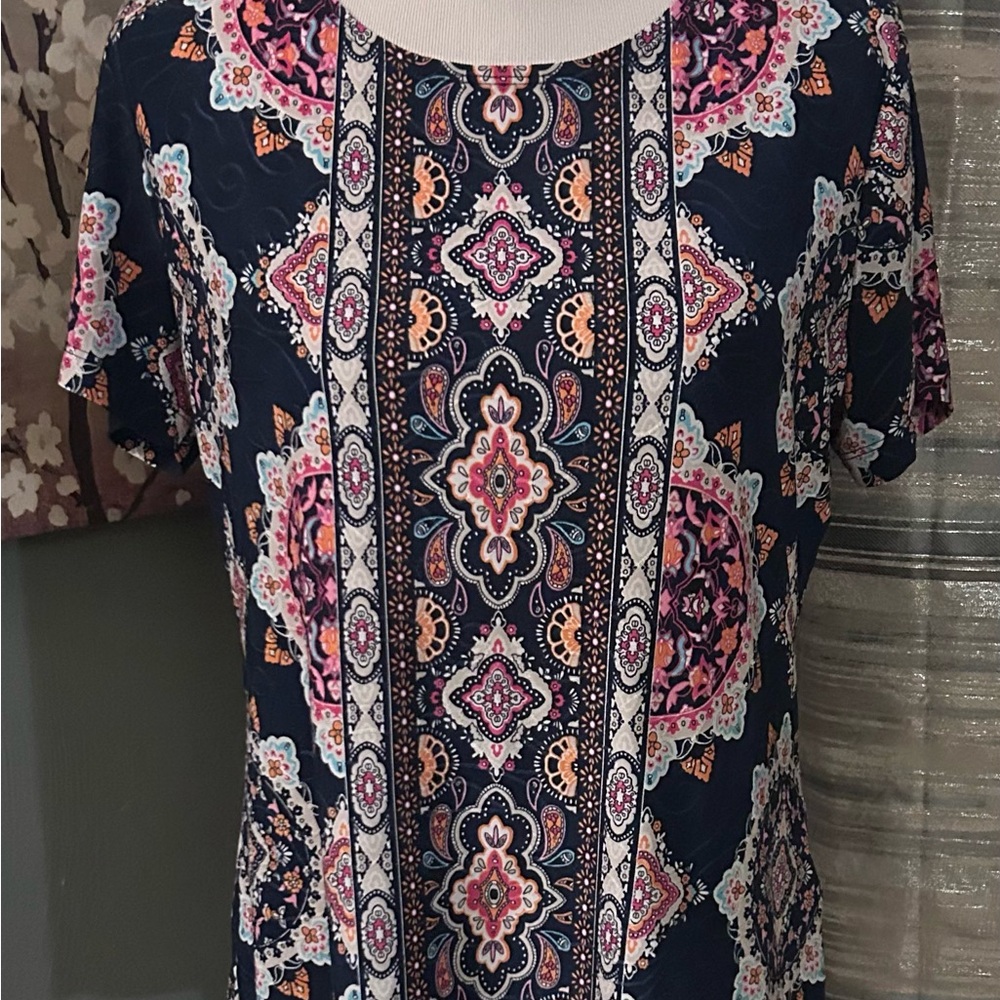 JM Collection Navy Floral Medallion Short Sleeve Tee